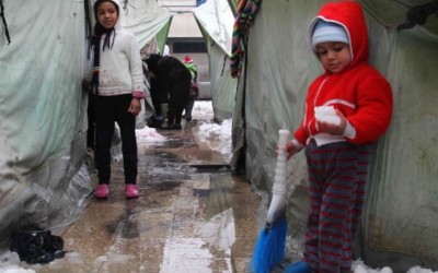 Cientos de palestinos huyen por las inundaciones causadas en la franja de Gaza