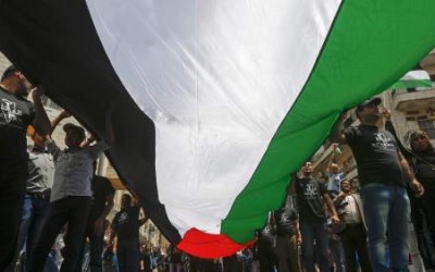 Miles de palestinos celebran con manifestaciones el 67 aniversario de la Nakba palestina